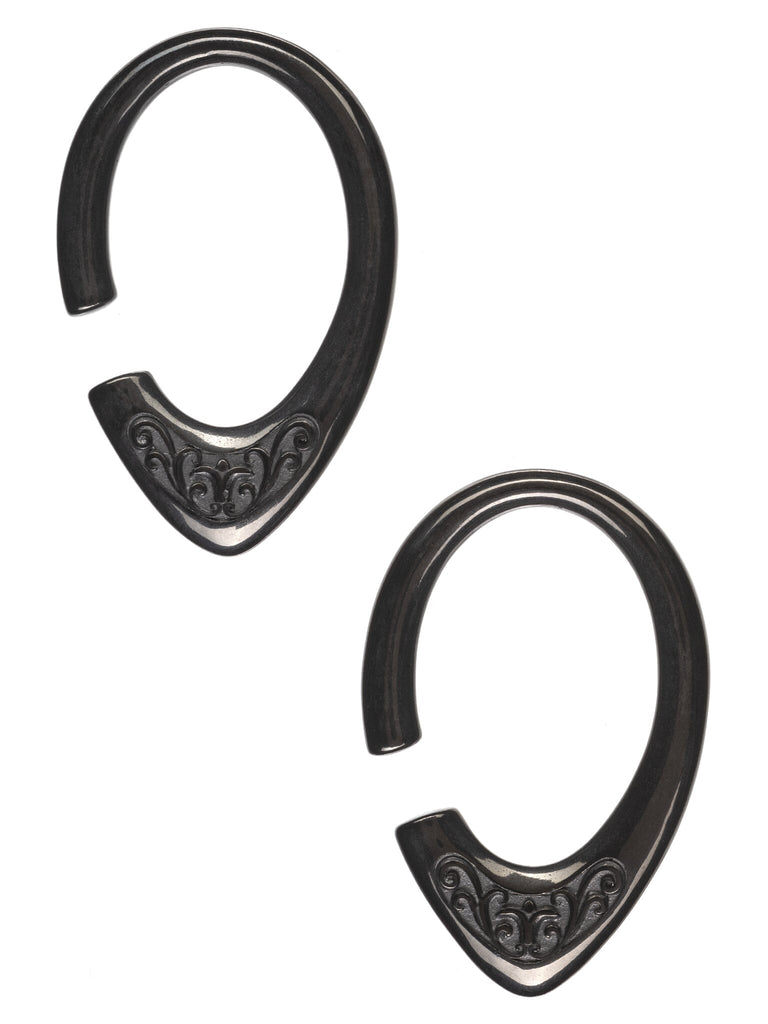 Filigree Oval Steel Hangers