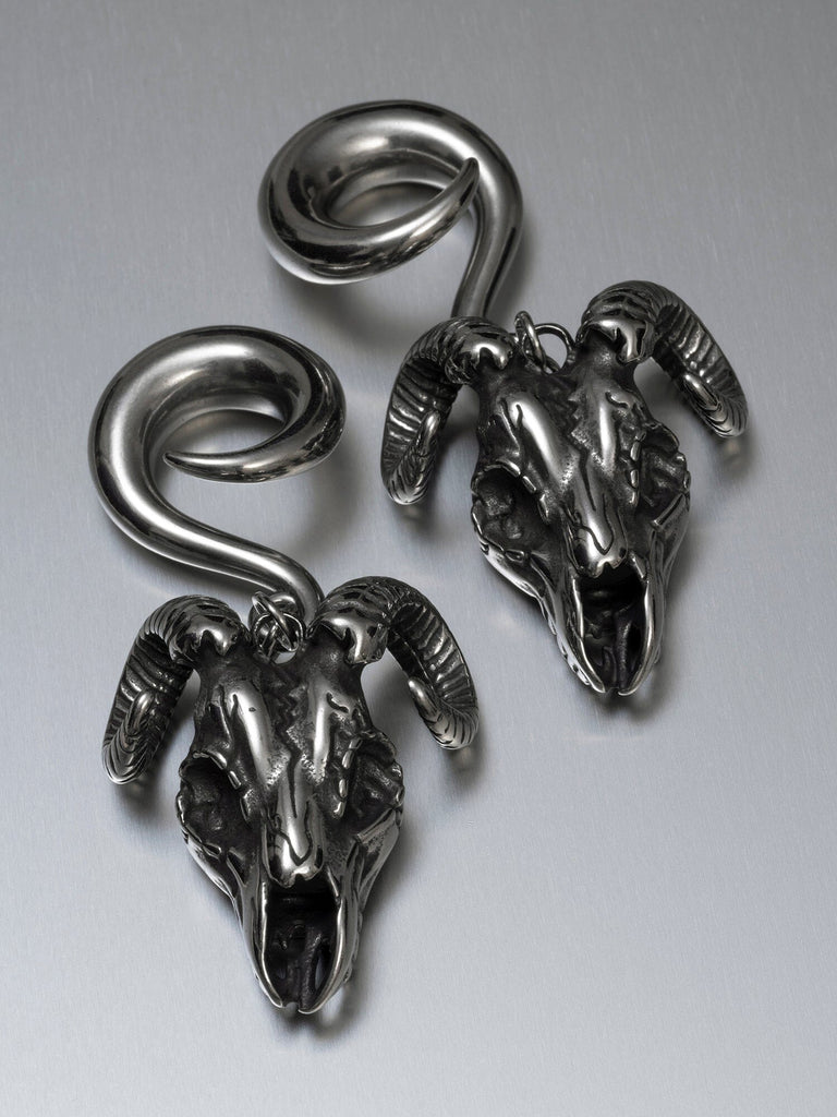 Ram Skull Steel Curled Hook Hangers